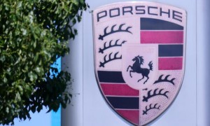 保时捷中国自建充电网络将关停，回应：重新调整资源 前三季度利润下跌99%