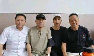 杨少华灵堂成照妖镜：贡品靠外人送，亲儿缺位，郭德纲道破人心