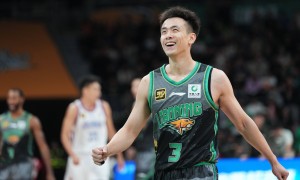 媒体人:大学生球员最欣赏的CBA后卫 大多数说赵继伟