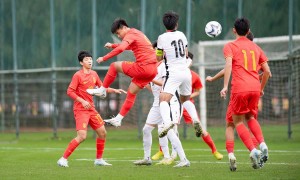 U15东亚杯-国足3-0中国香港 一胜一平一负收官小组第三