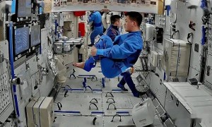 原创 
            印度航天界彻底炸锅了！中国宣布巴基斯坦航天员份入驻天宫空间站