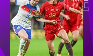 惨败！友谊赛-中国女足全场被压制+失误不断0-8英格兰女足