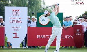 神仙打架！世界第一提提库逆转五加洞夺LPGA第六冠 许赢T7刷新最佳业余纪录
