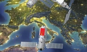 中国已经拥有了北斗系统，为什么国内还在使用美国的GPS？说实话，你可能不信，要是现在真的全部换成北斗，我们的手机很可能都用不了了。我们先说一句挺扎心的大实话：如果今晚这就下一道死命令，强制国内所有设备立刻掐断GPS信号，只许用北斗，明天早上绝大多数人的手机导航可能都要面临“罢工”，甚至…