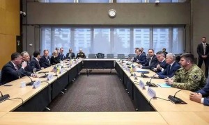 G7 凭什么“不许中国”？