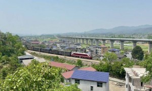 铁路部门回应界面新闻报道：焦柳铁路6个区段将陆续安装防护栅栏