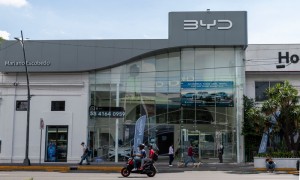 墨西哥拟对中国汽车加征关税,比亚迪和特斯拉或蒙受最大损失